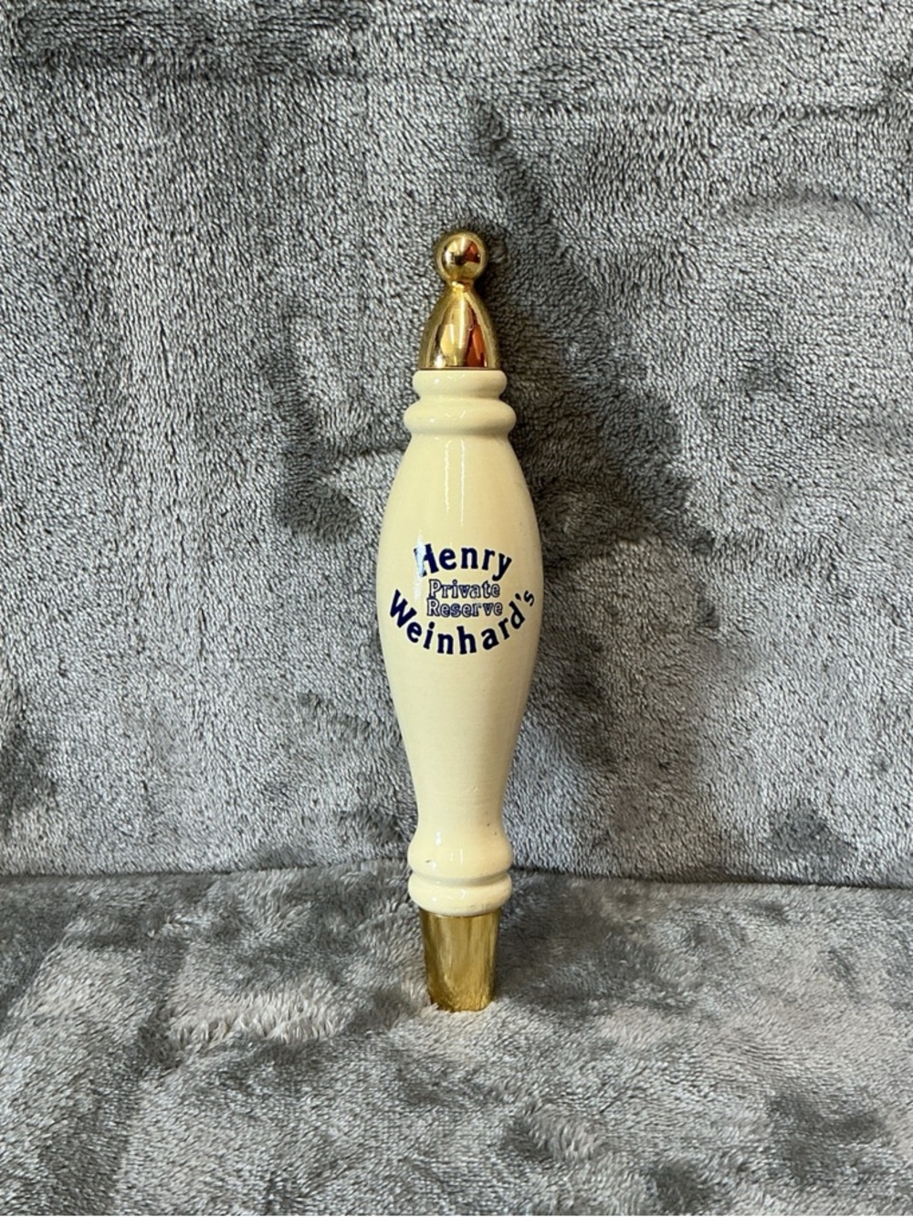 Henry Weinhard's Private Reserve 7" Beer Bar Tap Handle Knob